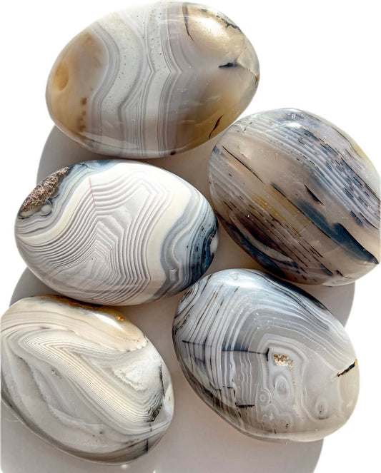Banded Agate Palm Stone