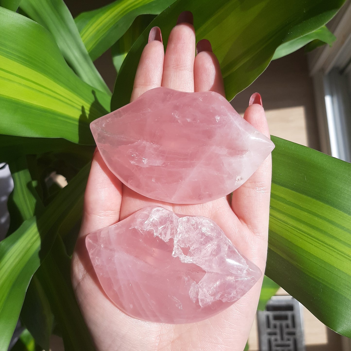 Large Rose Quartz Lip Carving