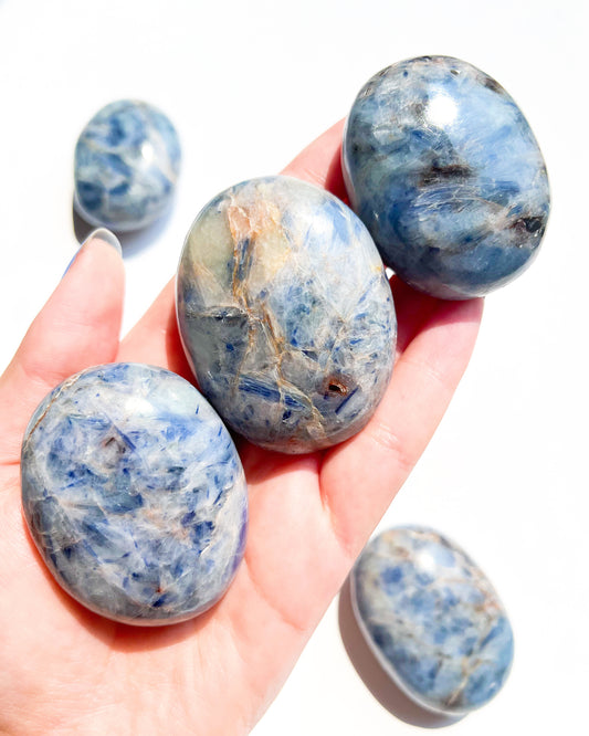 Kyanite Palm Stone