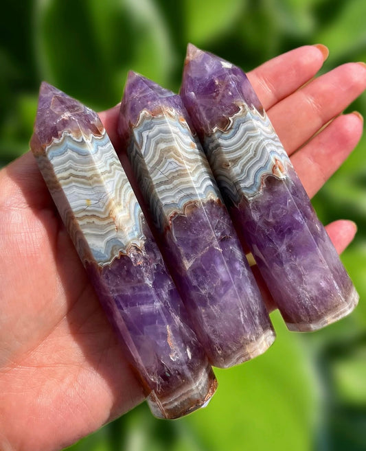 Mexican Lace Agate + Amethyst Point