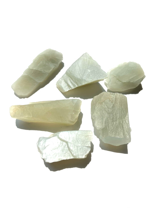 Green Moonstone Raw